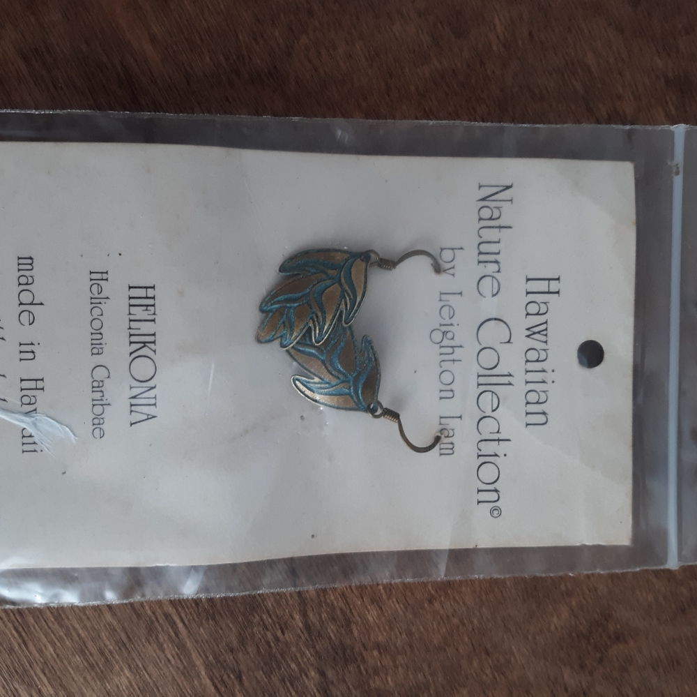 Women earrings